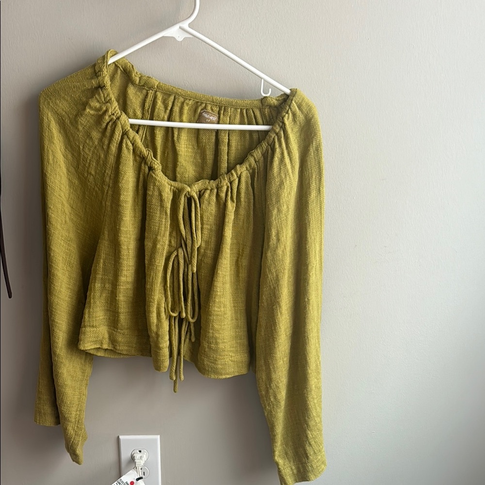 Free People Green 3/4 Sleeve Tie Front Crop Blouse